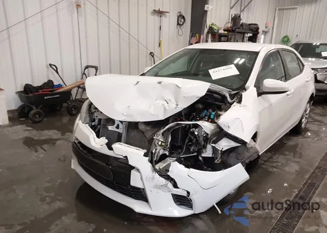 2016 Toyota Corolla Le z USA, uszkodzony, nr VIN 5YFBURHE8GP382084